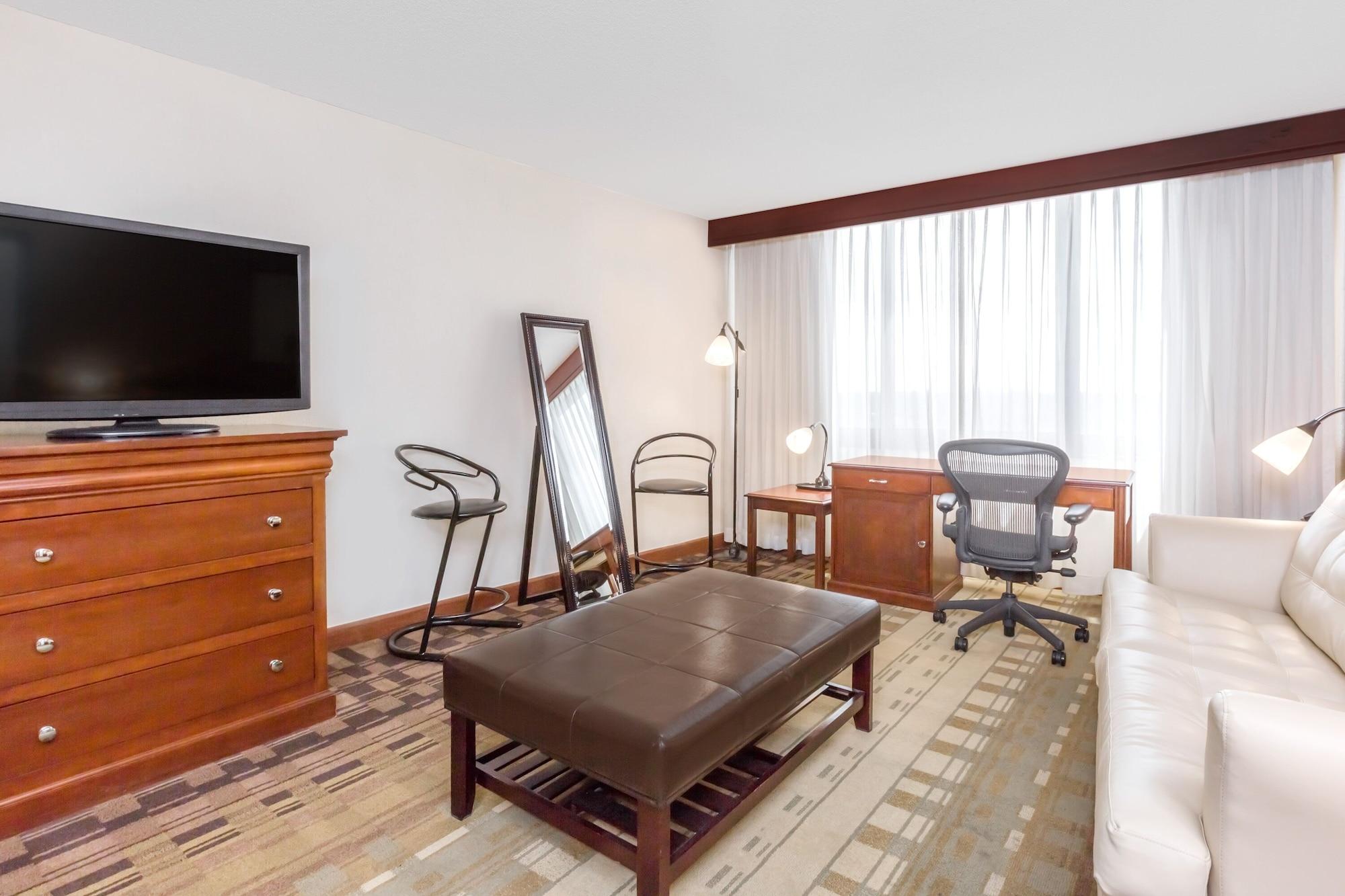 Clarion Hotel & Suites Mount Laurel Luaran gambar